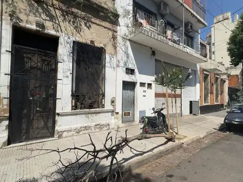 Depto Tipo Casa en Venta de 13 ambientes