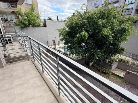 ALQUILER MONOAMBIENTE EN CASTELAR NORTE