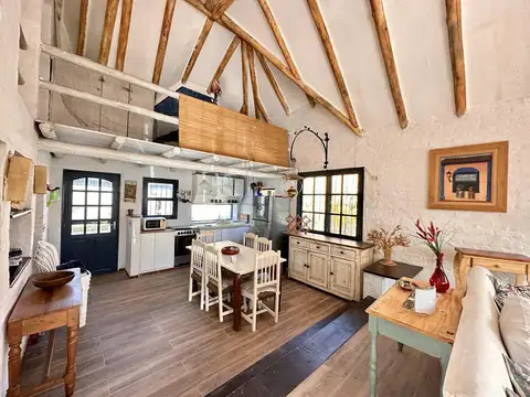 Casa en Alquiler Temporal con 1 cochera