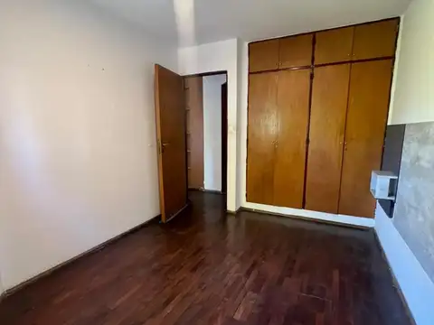 ALQUILER 1 DORMITORIO, MAIPU ESQ OLMOS.