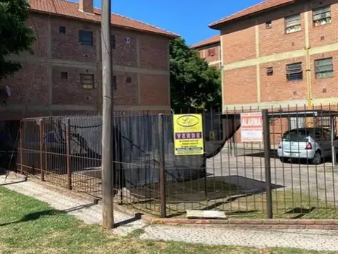 Departamento en Venta en Campana, USD 75.000