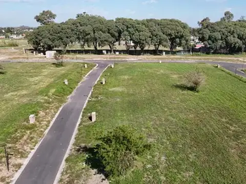HERMOSO LOTE EN LA POSTA DE PILAR BARRIO CERRADO