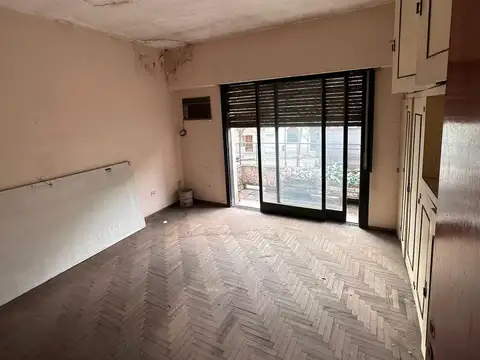 Depto Tipo Casa en Venta en Lanus Oeste, USD 45.000