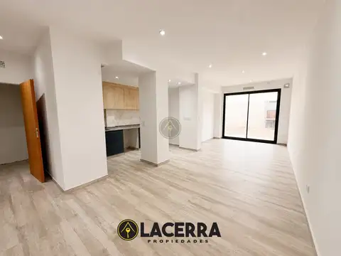 Departamento 3 ambientes con patio en planta baja en Villa Ballester