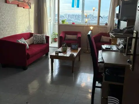 Departamento 4 Ambiente con Balcón en Venta en Villa Celina