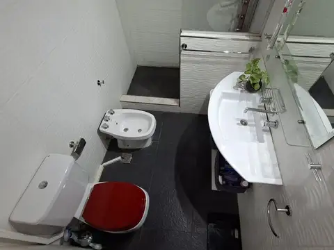Depto Tipo Casa 4 ambientes con 1 baño