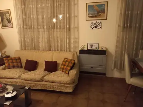 Casa en Venta en Coghlan, USD 195.000