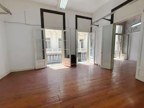 Departamento 5 ambientes venta San Nicolás luminos