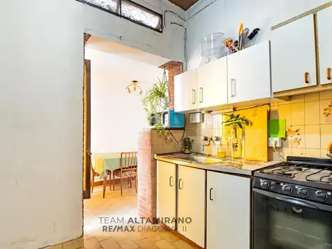 Casa 4 ambientes con 1 baño