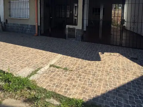 Casa en alquiler en Barrio Talleres – Independencia 1800