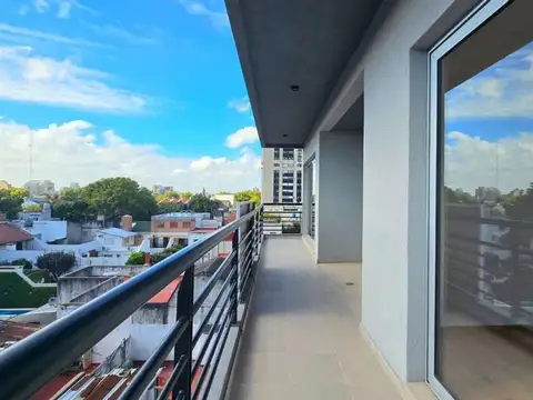 DEPTO 3 AMB DEVOTO A ESTRENAR CON BALCON Y COCHERA