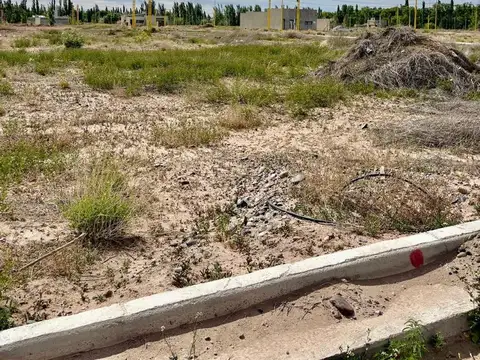 Terreno en Centenario