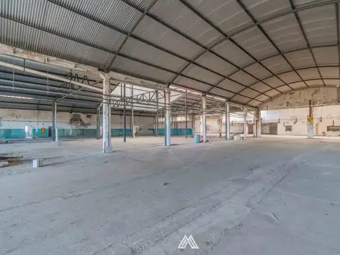 Venta terreno con depósito en Barros Blancos