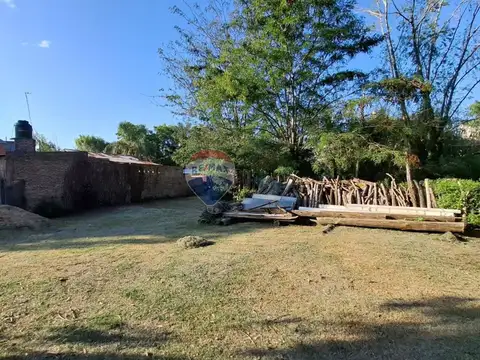 De la Merced e/Alfonsina Storni y José Mármol