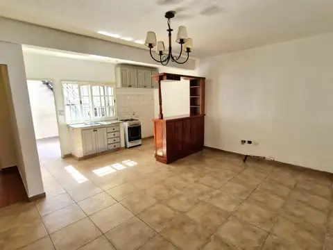 Venta departamento 3 ambientes en R. de Escalada con terraza propia