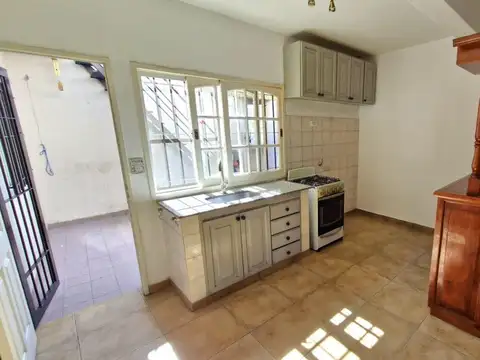 Depto Tipo Casa en Venta de 3 ambientes