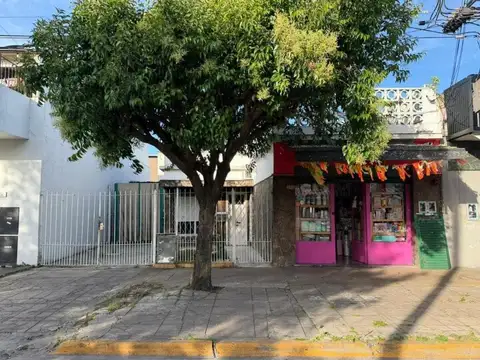 CASA + LOCAL A LA VENTA SOBRE CALLE MUY IMPORTANTE EN SAN ANTONIO DE PADUA, MERLO - BS.AS.
