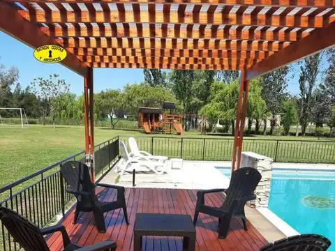 Casa en Alquiler en Estancias Las Lilas, USD 140