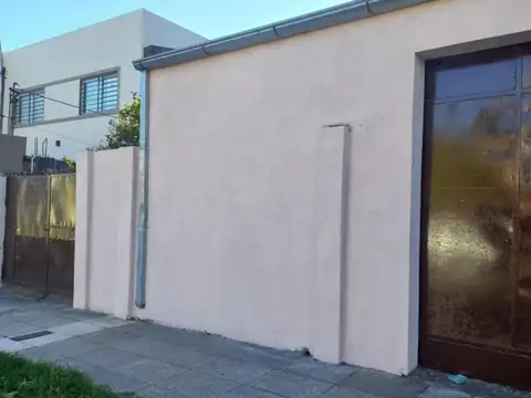 Galpon en Venta / El palomar / cercano al acceso oeste