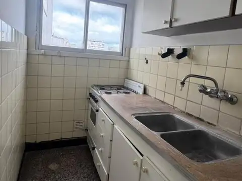 3 AMBIENTES EN PISO 12 • VISTA ABIERTA