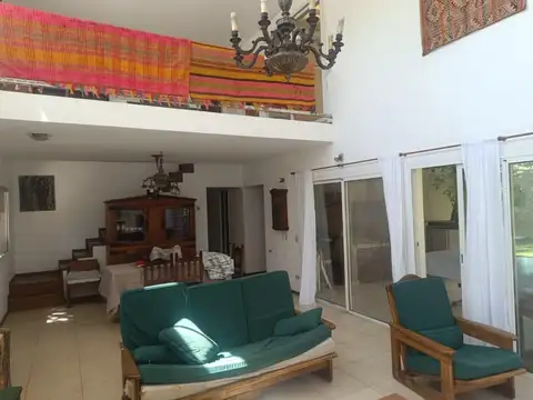 Casa en Alquiler de 2 dormitorios