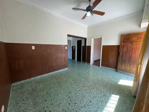 Tarija 2600