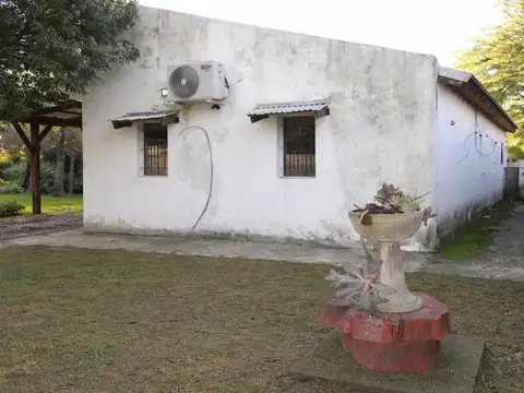 Casa 3 ambientes con 1 baño