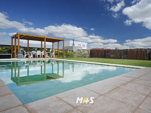 Residencia de Autor en Manuel Belgrano | 260 m² de Vanguardia | Lote 793 m² | Lujo Sustentable