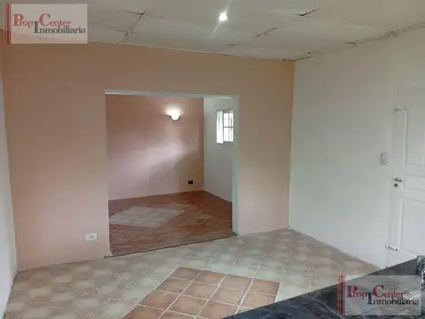 Casa en Alquiler en Villa Angélica, $ 950.000