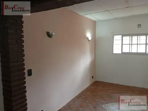 Casa en Alquiler en Villa Angélica, $ 950.000