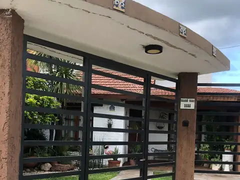 CASA EN ZONA NORTE CON PILETA QUINCHO Y COCHERA