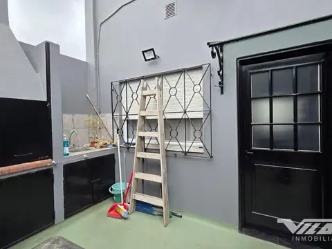 Depto Tipo Casa en Venta de 4 dormitorios