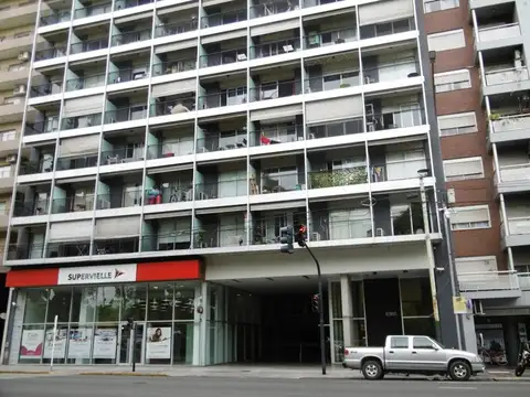 COCHERA EN VENTA, EN CHACARITA