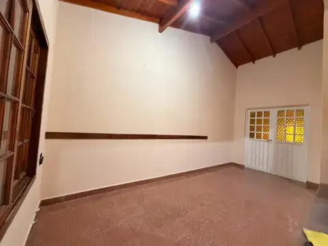 Casa en Alquiler 50 años
