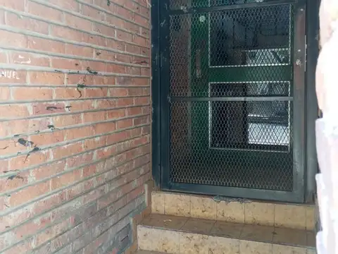 3 De Febrero 2990 , Piso 1