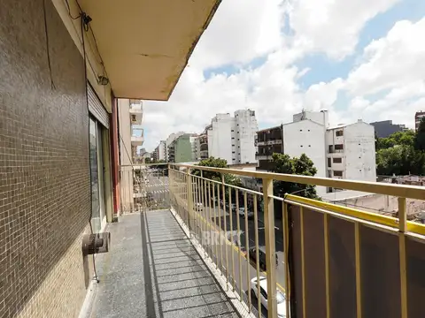 Departamento en Venta en Villa del Parque, USD 115.000