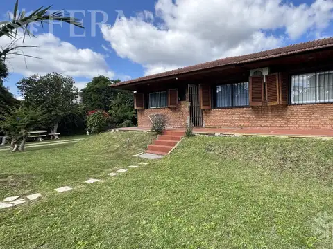 Venta casa quinta 4 ambientes con piscina en Quilmes Oeste
