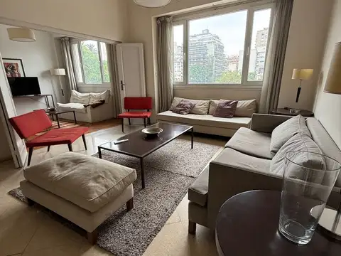 VENTA EXC Y LUMINOSO DEPTO 4 AMB EN RECOLETA