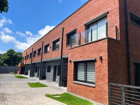 Casa 3 ambientes con 2 baños