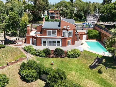 Casa en venta sobre la Barranca en la Florida Rosario