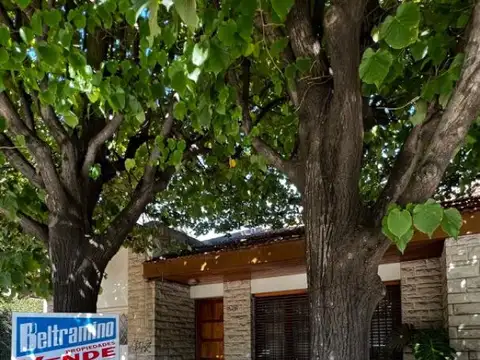 CASA EN VENTA - MERLO 
