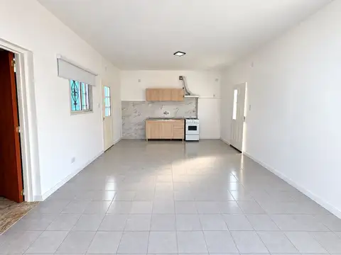 Depto Tipo Casa en Alquiler de Monoambiente