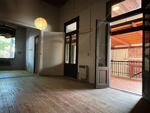 Depto Tipo Casa en Venta de 4 dormitorios