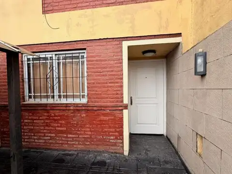 Depto Tipo Casa en Venta de Monoambiente
