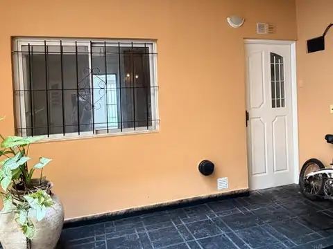 Depto Tipo Casa en Venta al Suroeste