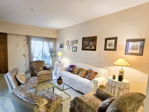 Casa en Venta en Parque Chacabuco, USD 239.000