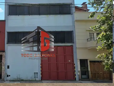 Galpòn 590m2 en 3 Plantas S/Lote 8.66x31