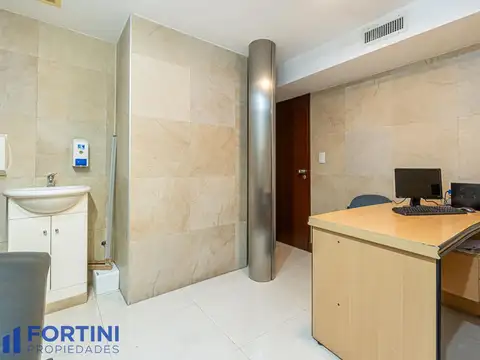 Oficina en Alquiler en Villa Ballester, $ 5.000.000