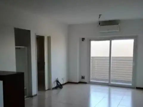 Avenida Escalada 800, Piso 2