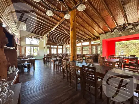 Fondo Comercio en Venta con 2 cocheras